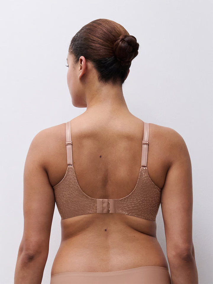 Chantelle C Magique Seamless Unlined Minimizer